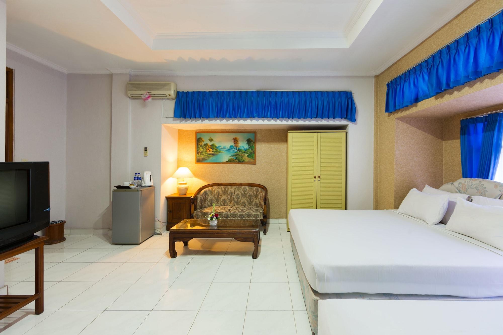 โอโย 3134 ปุรี ตามู โฮเต็ล Hotel จิมบาราน ภายนอก รูปภาพ