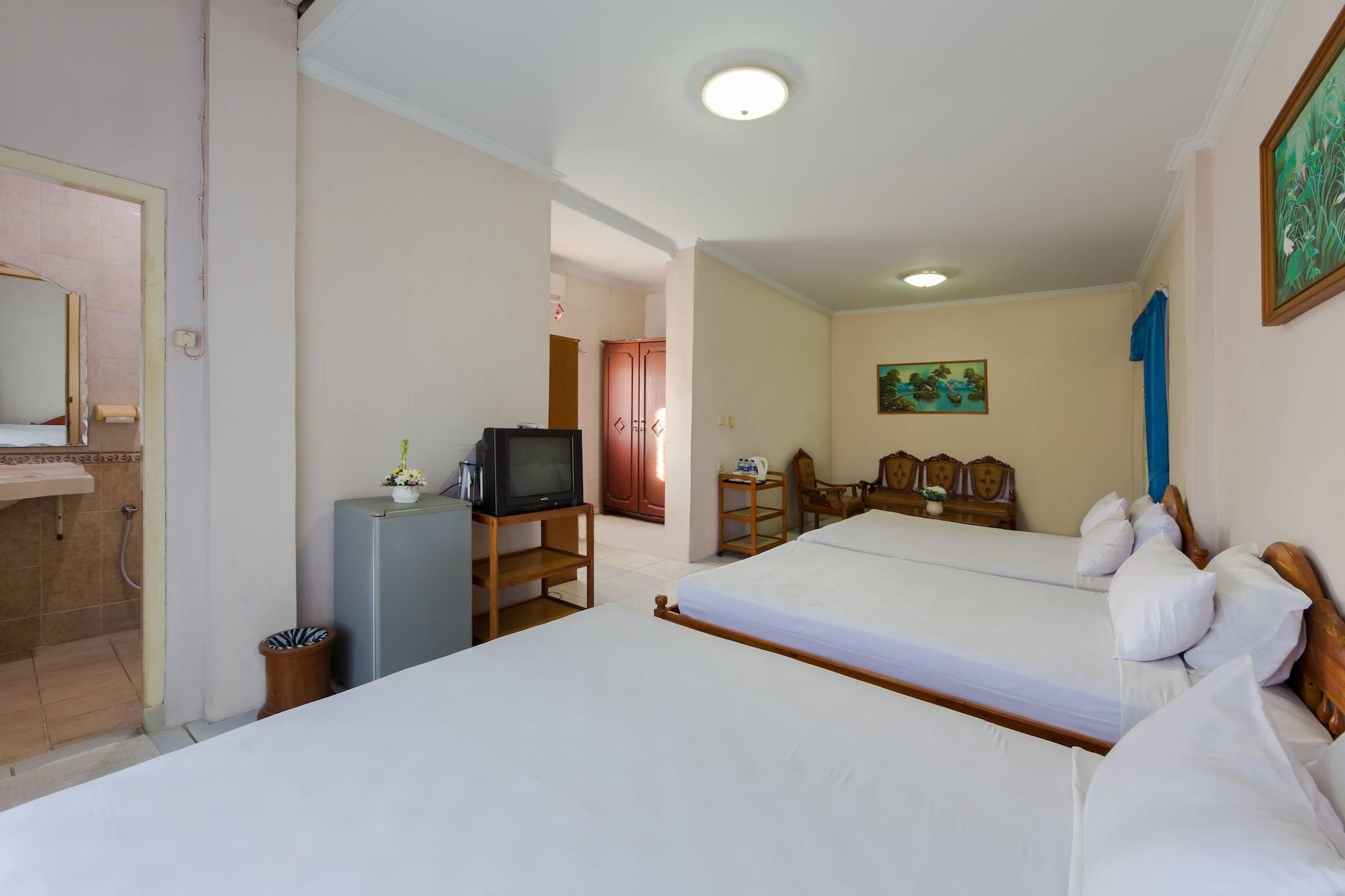 โอโย 3134 ปุรี ตามู โฮเต็ล Hotel จิมบาราน ภายนอก รูปภาพ
