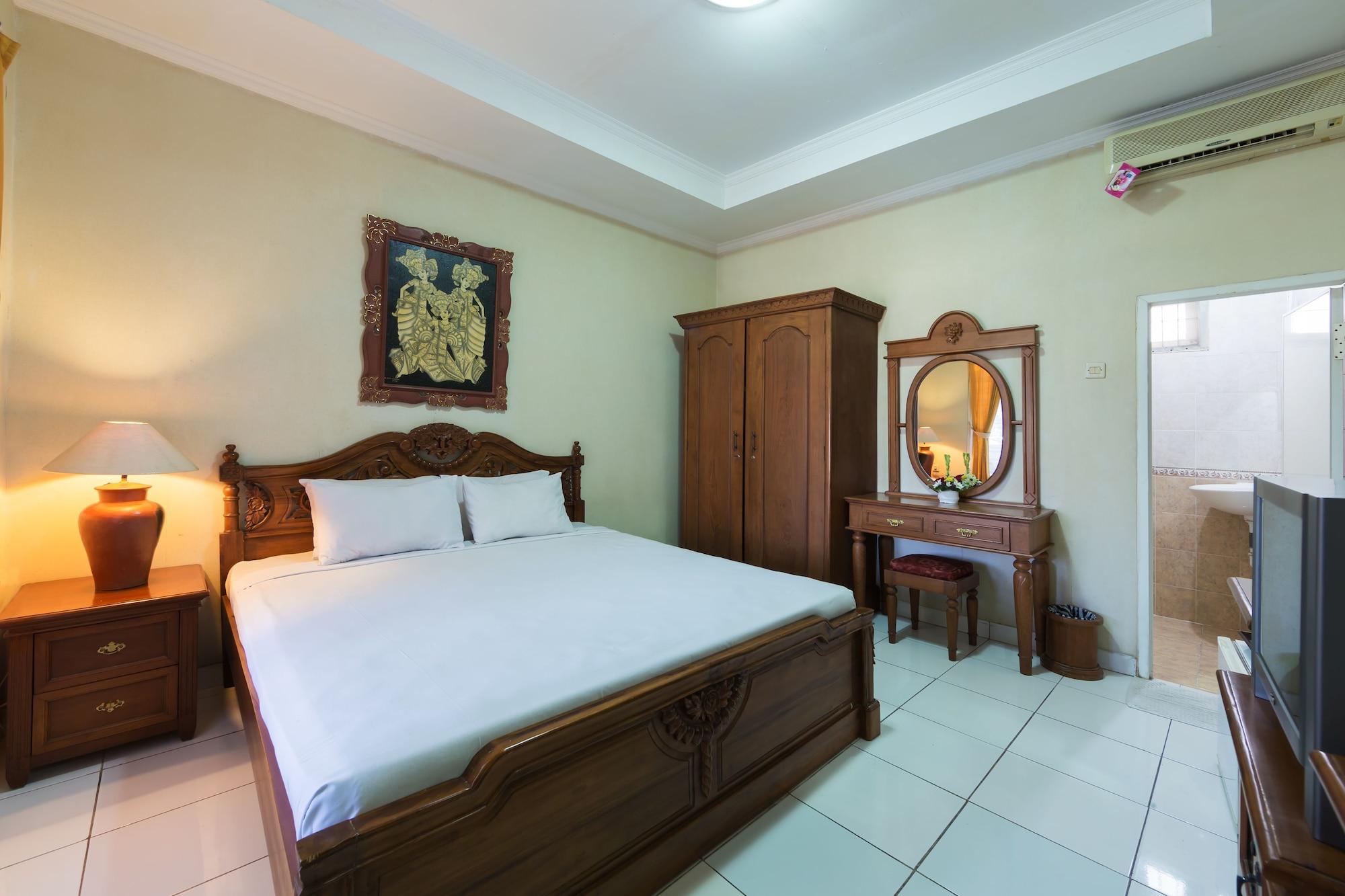 โอโย 3134 ปุรี ตามู โฮเต็ล Hotel จิมบาราน ภายนอก รูปภาพ