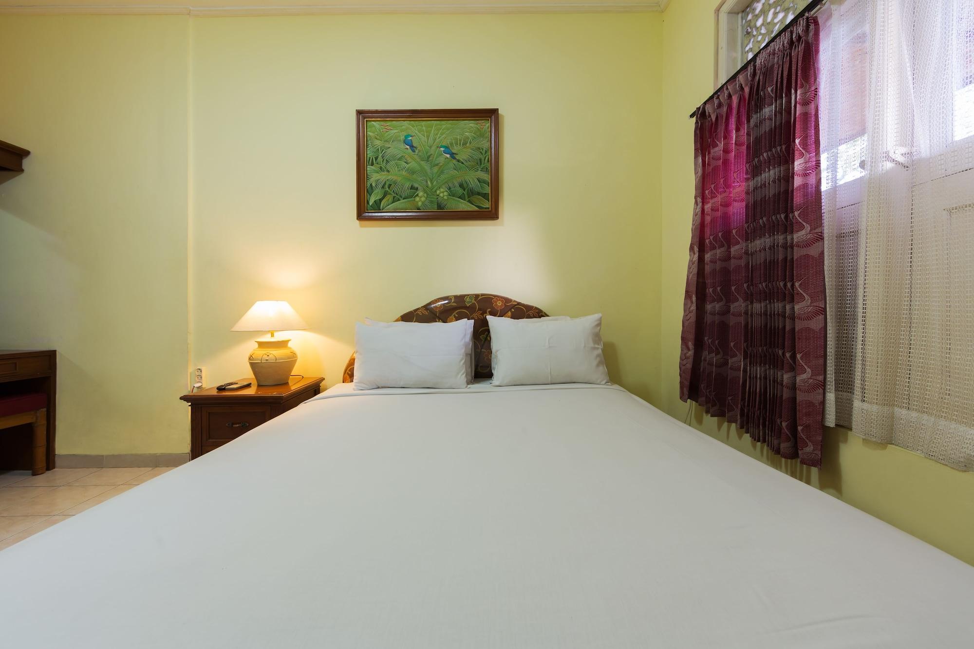 โอโย 3134 ปุรี ตามู โฮเต็ล Hotel จิมบาราน ภายนอก รูปภาพ