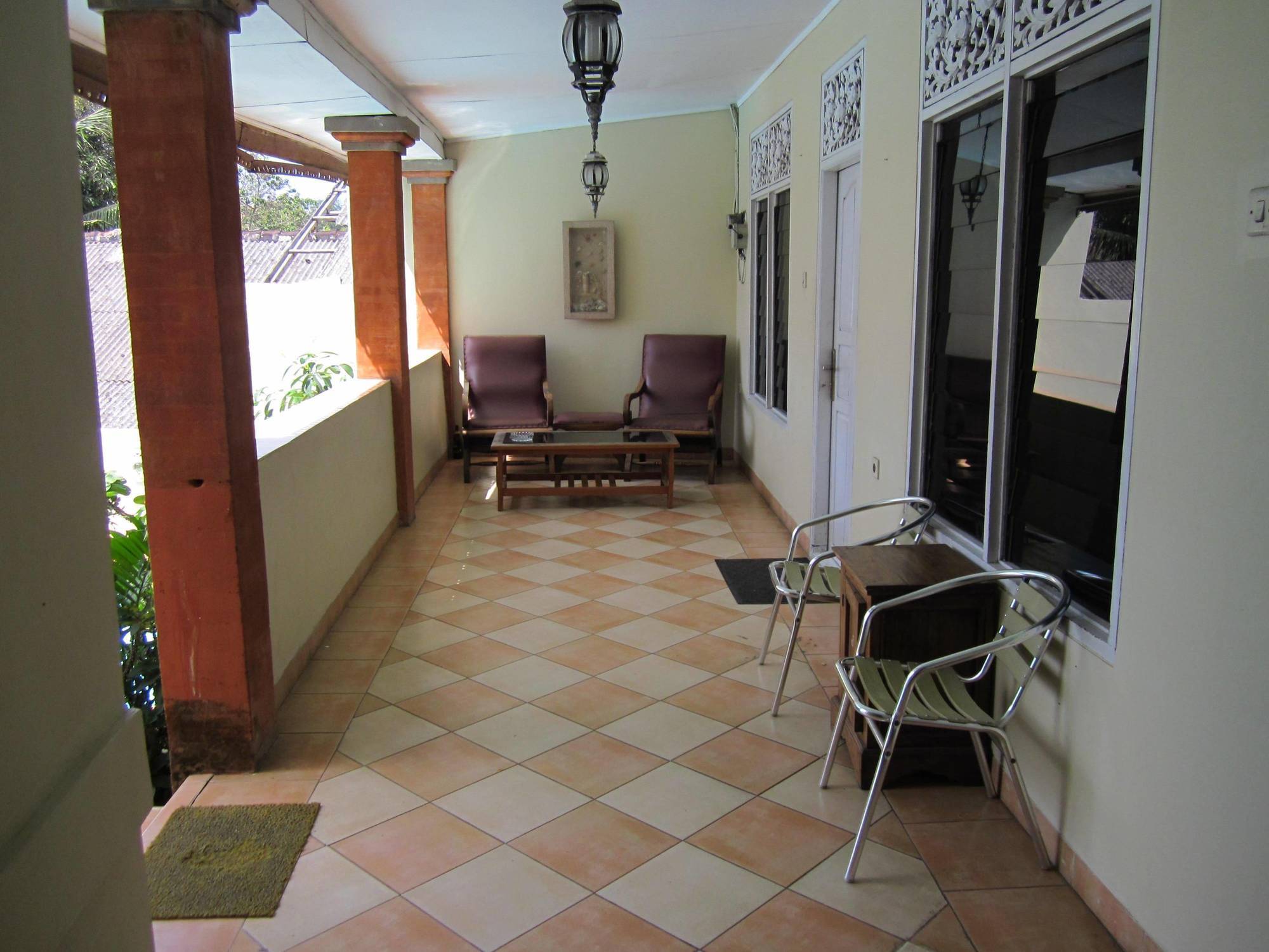 โอโย 3134 ปุรี ตามู โฮเต็ล Hotel จิมบาราน ภายนอก รูปภาพ