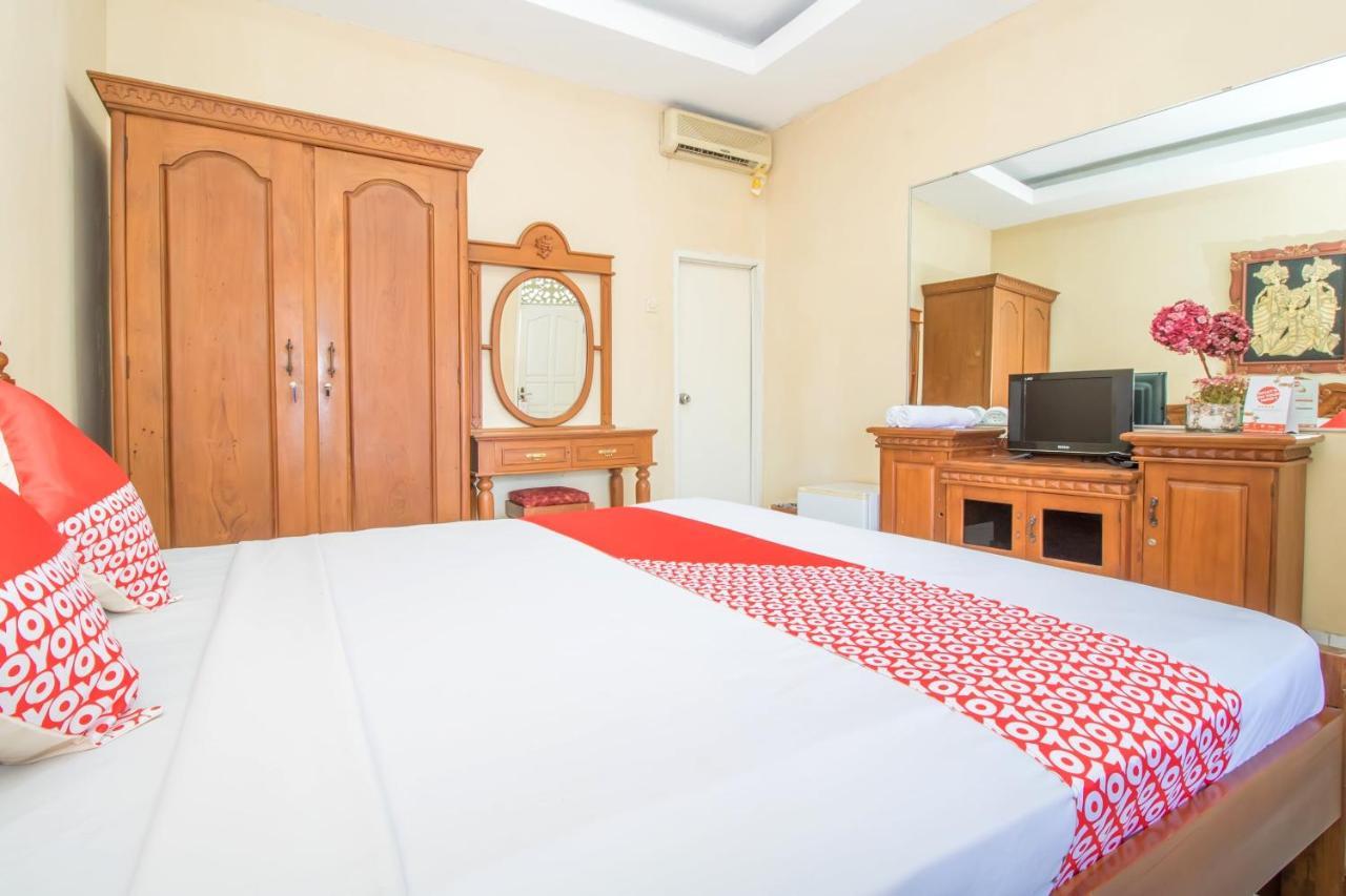 โอโย 3134 ปุรี ตามู โฮเต็ล Hotel จิมบาราน ภายนอก รูปภาพ